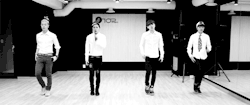 rxkhyun:  100%’s missing you live dance