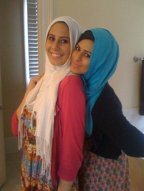 muslimwomenwearclothestoo:muslimwomenwearclothestoo.tumblr.com/