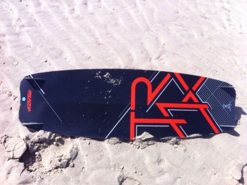 A new nice kiteboard! Testing it and maybe buy it.