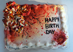 fuckyeahthelastofus:  &ldquo;The Last of Us Clicker Cake&rdquo; by: mermaidhyli 