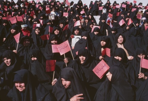 ouilavie:  Jean Gaumy. Teheran. Iran. Women taking part in a political demonstration. 