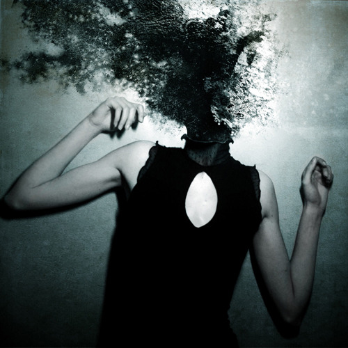 creepyartetc:  Artist: Giorgia NapoletanoMore creepy art