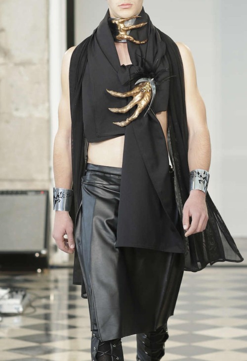 monsieurcouture: monsieurcouture: Valentim Quaresma F/W 2015 Menswear Lisbon Fashion Week MONSIEURCO