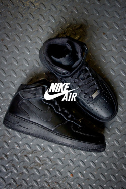 shoe-pornn:  Nike Air Force 1-Mid-Black/Black.