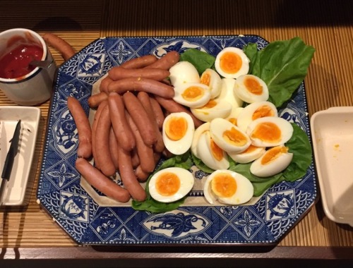 사카이의 작은 호텔에서 귀여운 아침 식사를 했다.