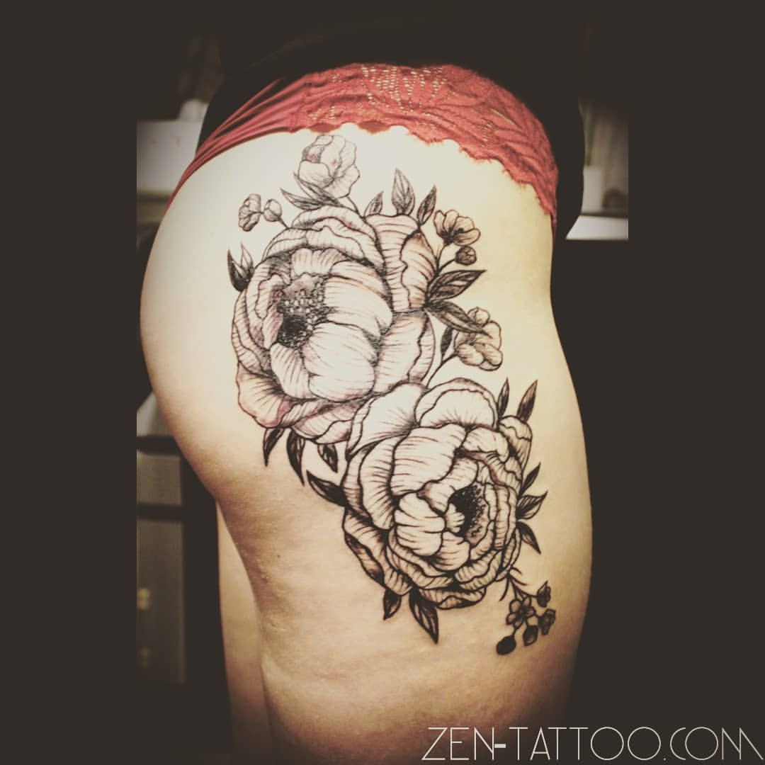 Floral hip tattoo for a very brave  Melanie Mae tattoo  Facebook