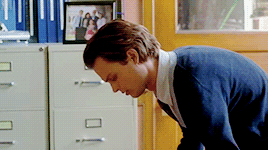 spencereid:spencer reid in every episode » 2.02 p911C’mon genius, do something genius-like.