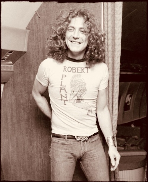 percyplantt: Robert Plant, 1977 © Neal Preston