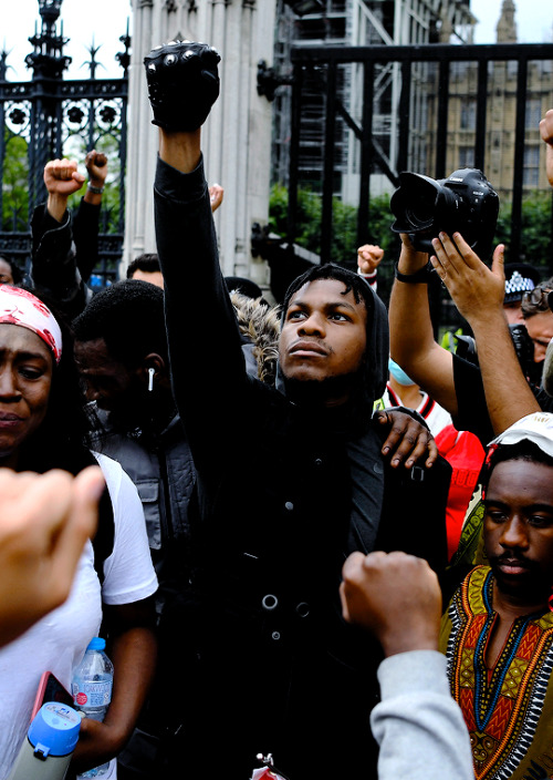 ewan-mcgregor: John Boyega attending the rally in London’s protest against George Floyd’s death on W