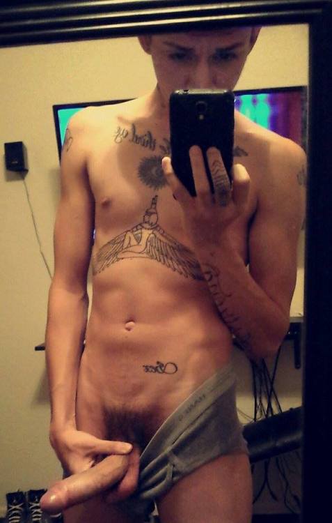     More sexy pics from Zay Zay.  Thanks for the sexy pics Zay Zay.  Show him some love and maybe he’ll show us more.  He’s a 19 y/o hottie just looking for some friends out there.    Who’s down?  Hit him up at: https://www.facebook.com/isaiah.torres.54