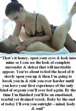 sissy-jizzy:  i love dominate women that use strapons on sissies like me. 