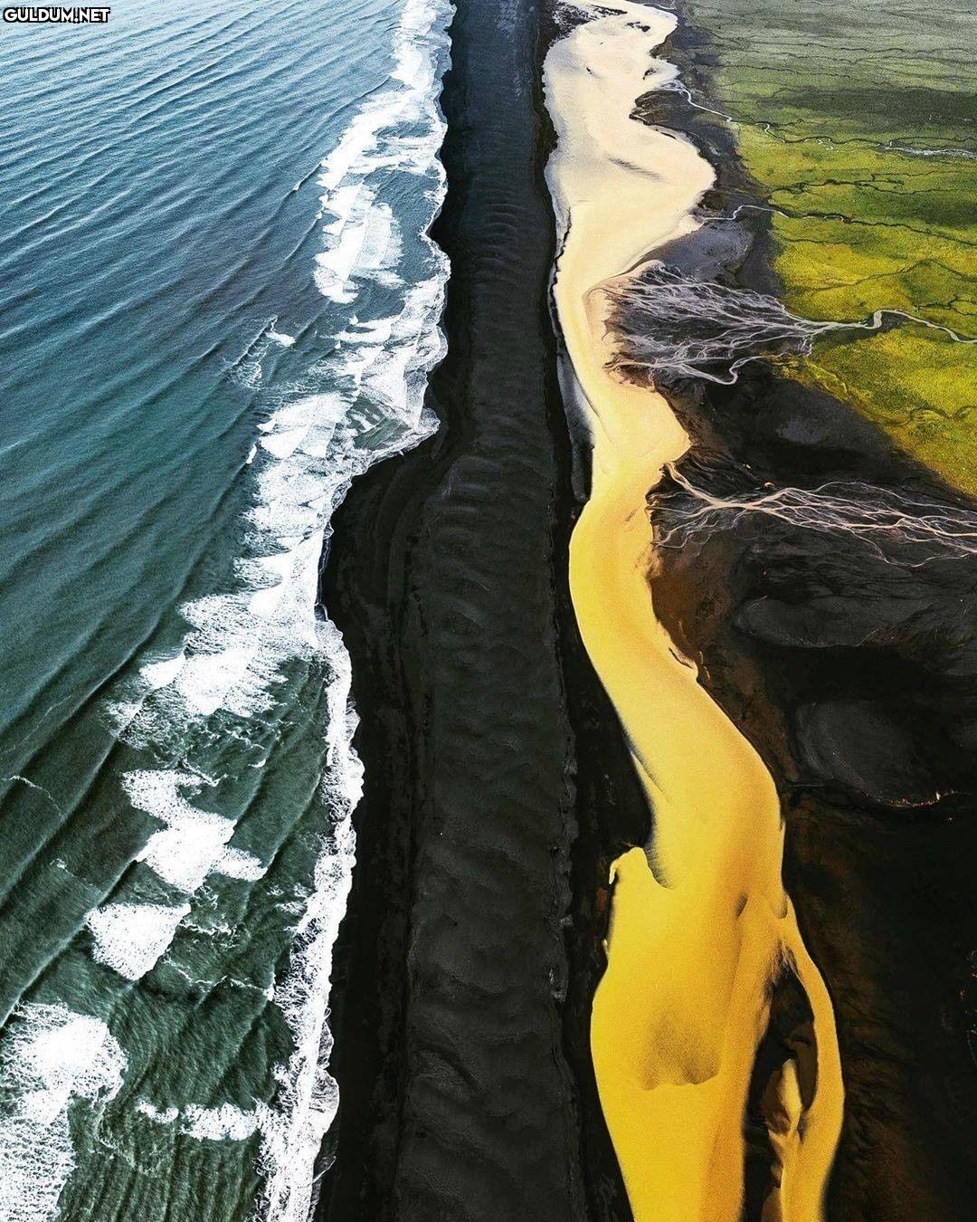 izlanda sarı nehir siyah plaj