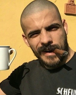 cigarjon:GRRRRRRR WOOF…..