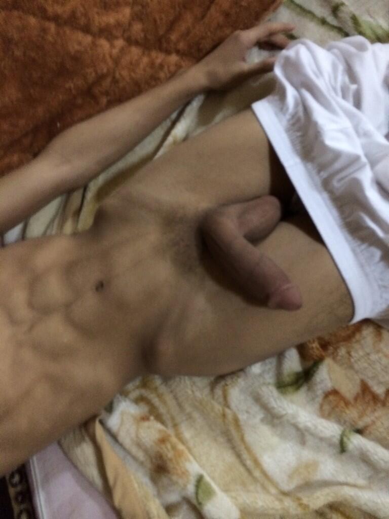 egyptiandick:  perfect boy toy