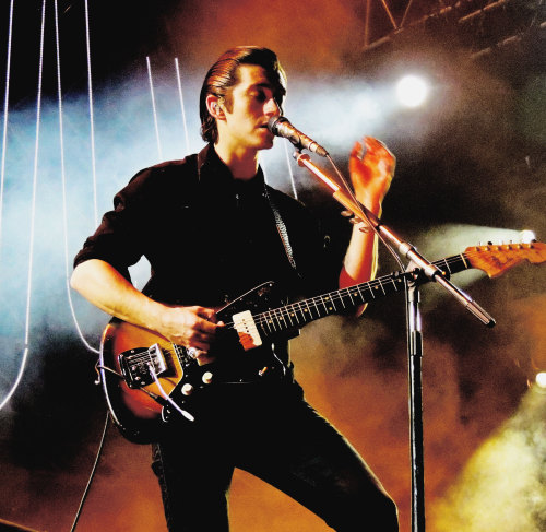 stuckonaturner:  Alex Turner @ Orfeo Superdomo 2014