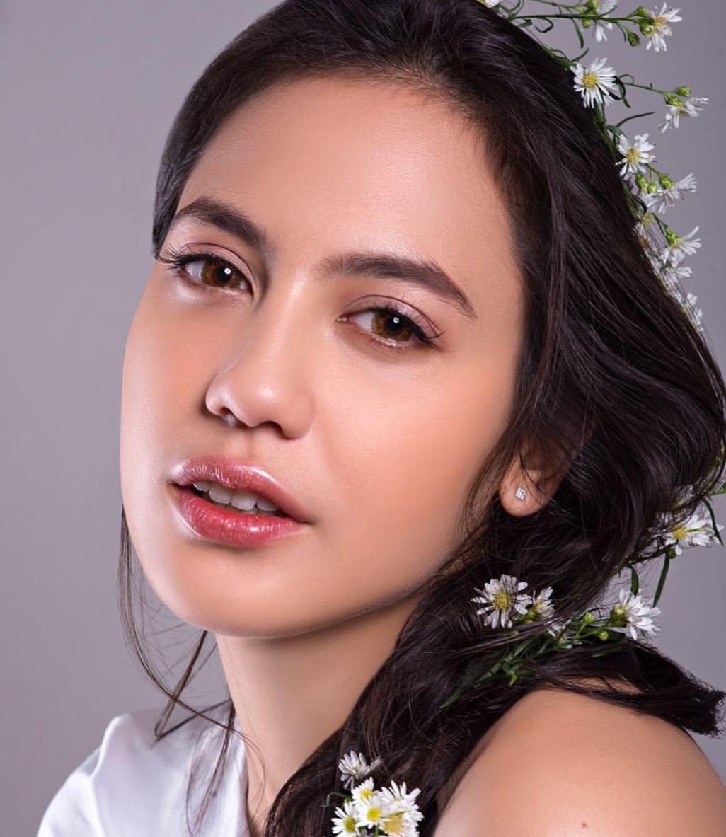 @pevpearce / MUA @aldissetiadi / Retoucher @rghsura //