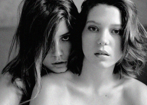 this-bluelove:  Lea Seydoux, Adele Exarchopoulos