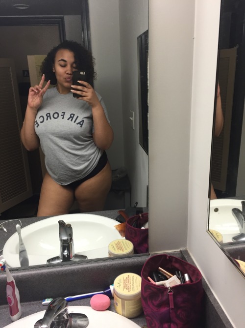 thegoldendemigoddess:  All my selfies are adult photos