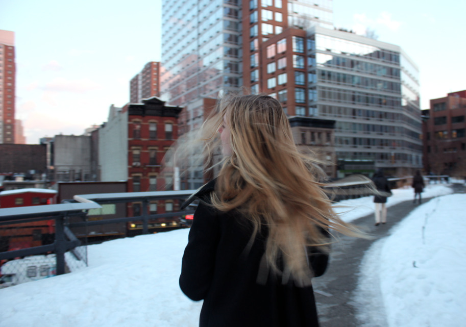 paleladise:  ozei:  took this of lauren today at the highline   perfect