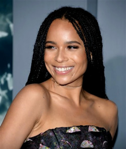 fuckyeahlolawolf: Zoë Kravitz arrives at