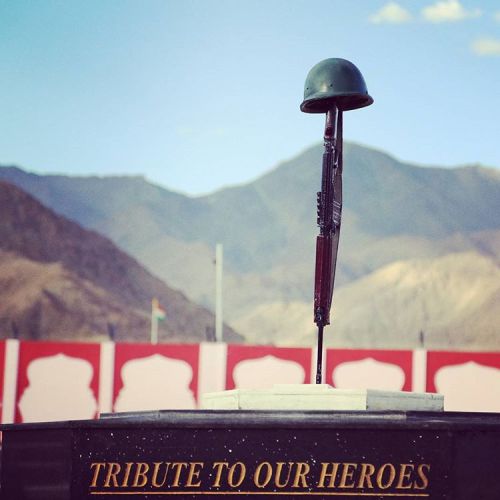 Respect and Salute to our @indian__army_ for their supreme sacrifice. Happy Republic Day. I ❤️  #inc