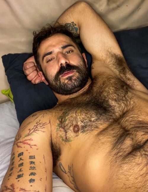 https://64.media.tumblr.com/84de1f25b51d4407cf8468d55d1a48ef/58acbbdaaabf550f-be/s500x750/b8aab9df80a900f1904d4dac48967b9081a1b08f.jpg