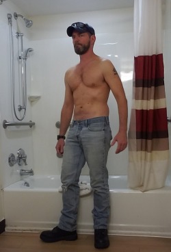 pupdaddy4u:  The shower series - parts 1