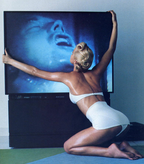 kunning:“The Body Suits”Eva Herzigova by Helmut NewtonVogue US, March 1995