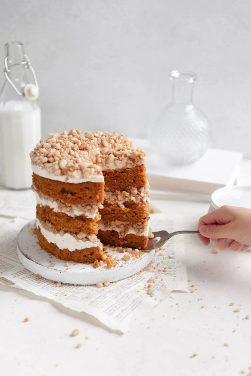 fullcravings:Milk Bar Style Pumpkin Streusel Cake