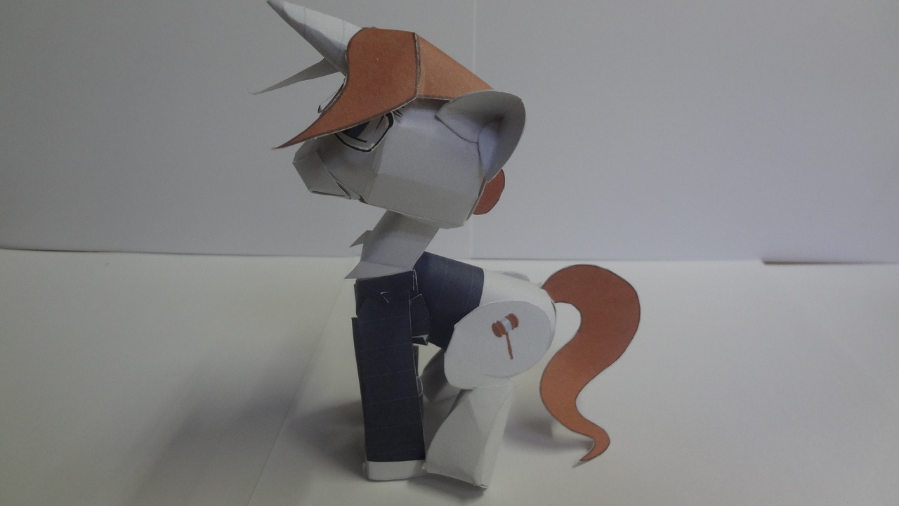 fallingstarbp: This is my next papercraft project for @shinonsfw universe, my work