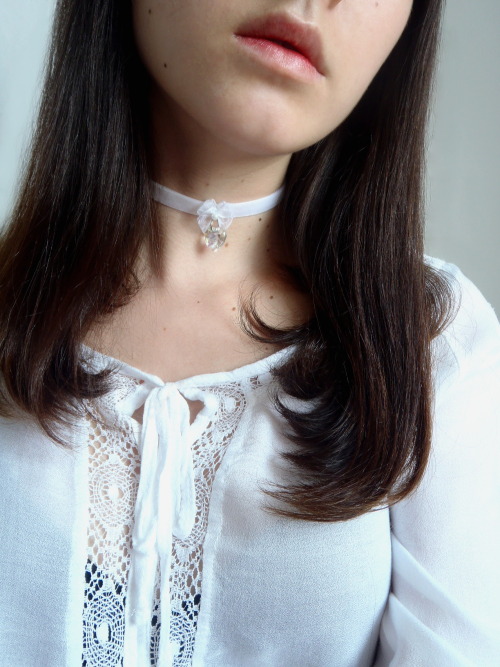 vxxxvystore:     ♥  Baby Crystal Choker   ♥  