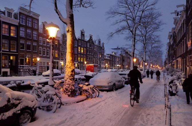watchoutforintellect:Amsterdam by Ben The Man
