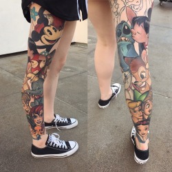 pbcbstudios:  Love this amazing leg tattoo I just saw at Disneyland!  Update: I found out this amazing tattoo was done by Miss Mae La Roux! 