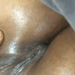 ebonysubprincess:  Let me know if you want clips from this video😊😊 I also have a pee/squirt clip too😊