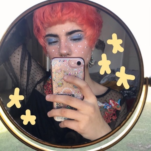 Ziggy stardust (He/him)