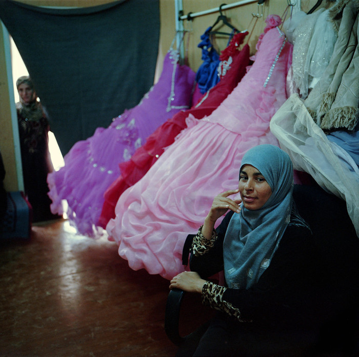 5centsapound:  Rena Effendi: The Women of Jordan’s Zaatari Refugee Camp Of the