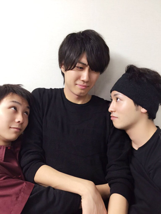 emuyh-art:  stage play redraws. donâ€™t repost! 1st (x), 2nd (x) more haikyuu