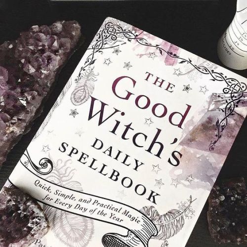manic-witchy-dream-girl:Tea Witch Aesthetic for @kittykat-madness