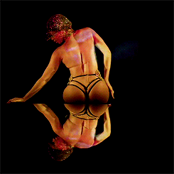 rihenna:  Hand prints and good grips all on my ass 