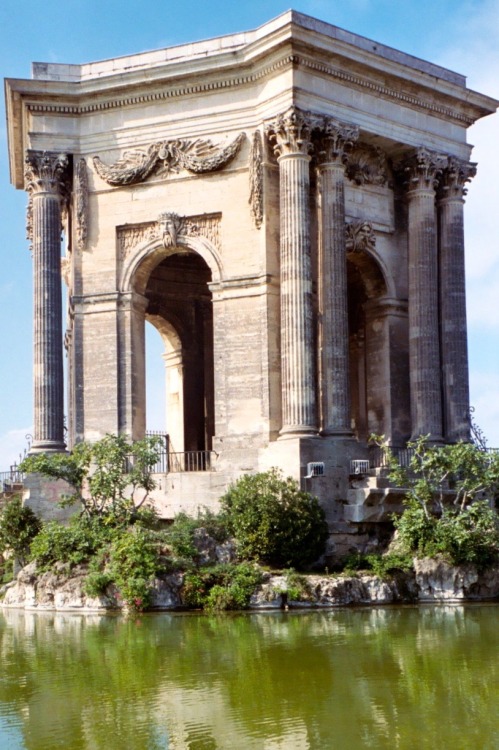 Temple d'Eau, Montpellier, Languedoc-Rouissilon, France, 2005.