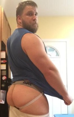 thecoachbill:  Strapped ass