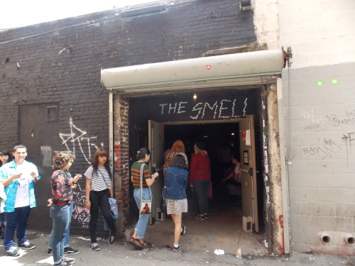 brrrat-girl: The Smell 