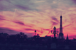 Tumblr. en We Heart It. https://weheartit.com/entry/77700154/via/Ida125