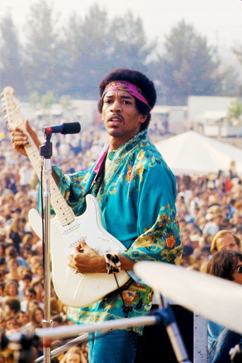 Sex the60sbazaar:Jimi Hendrix pictures