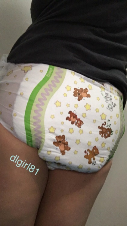 dlgirl81:  Big thanks to my buddy @mytime77 for the surprise pack of crinklz! 
