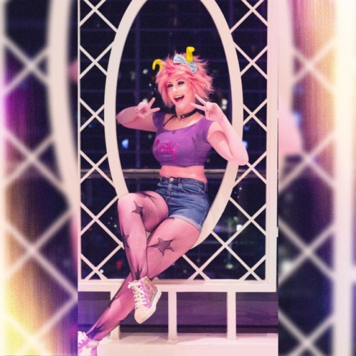 I LOVED being Mina on Thursday at Katsucon! You can laugh at me for body painting on a Thursday NIGH