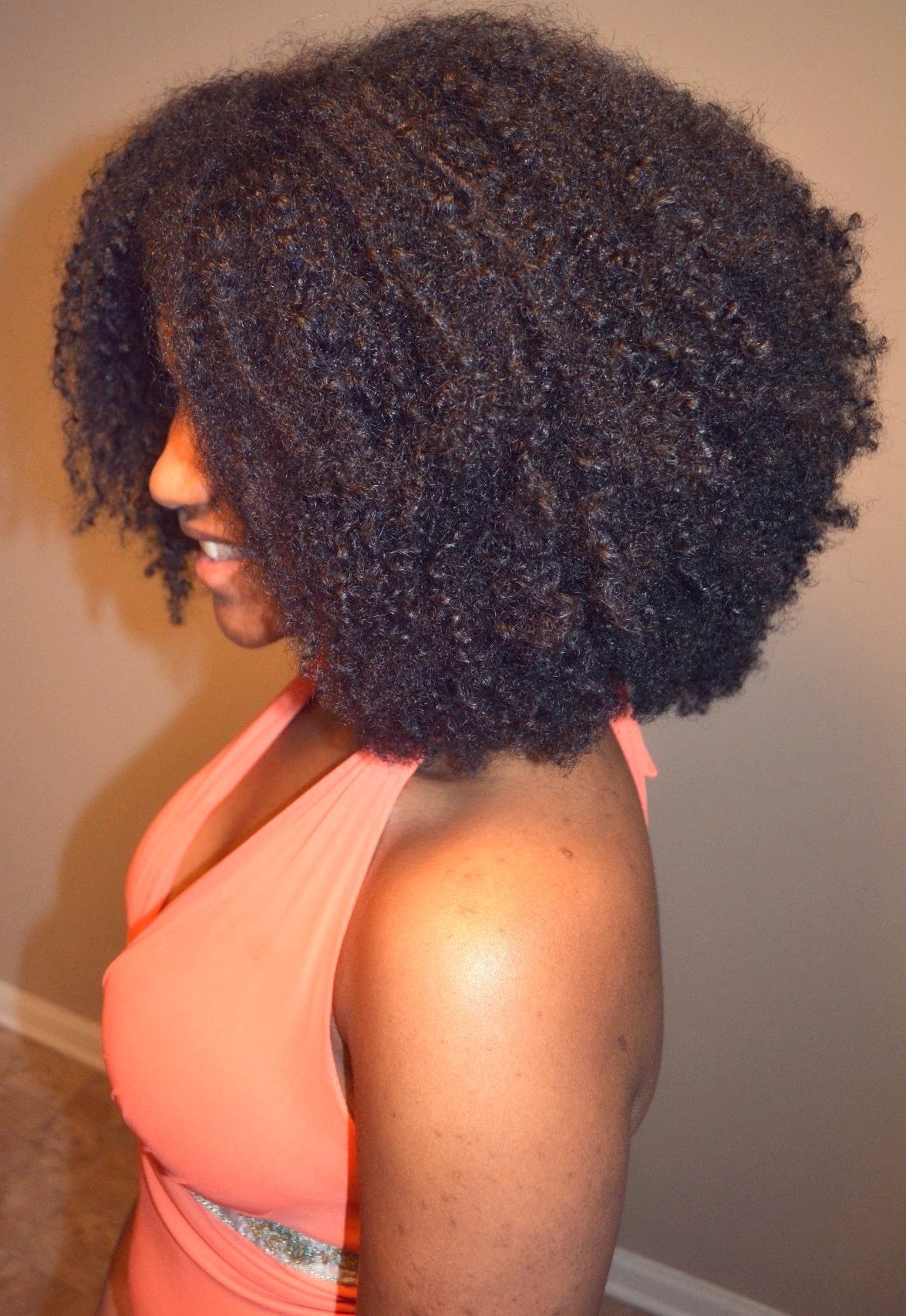 naturalhairqueens:her hair is simply lovely