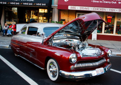 fullthrottleauto:  Morris Cruise Night 10-12-2013 (by myhotrod9)