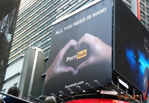 infinitelove:  trvp-g0ld:  doyouthinkaboutme:  rhyse:  THIS IS IN TIMES SQUARE IM CRYING  “ALL YOU NEED IS HAND”  infinitelove Hahhaha seriously tho lily 