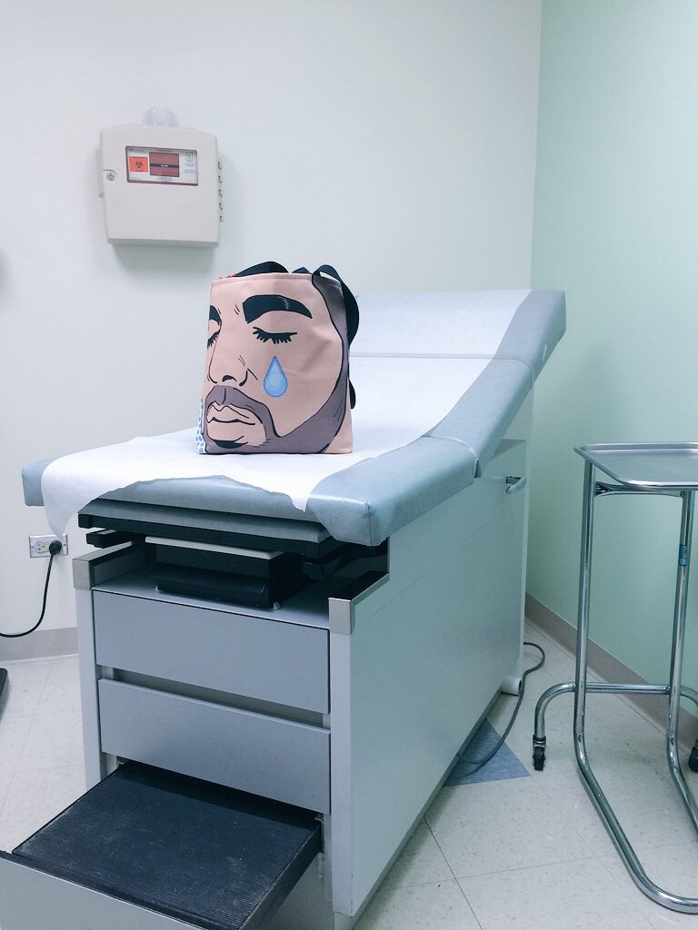 glutenfreebae:  aww Bae don’t cry. he hates doctors.